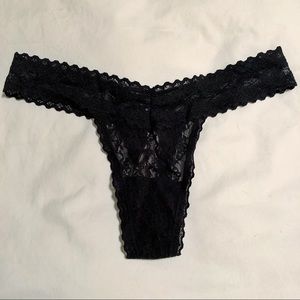 Victorias’s Secret; BNWT Very Sexy Lace Thong